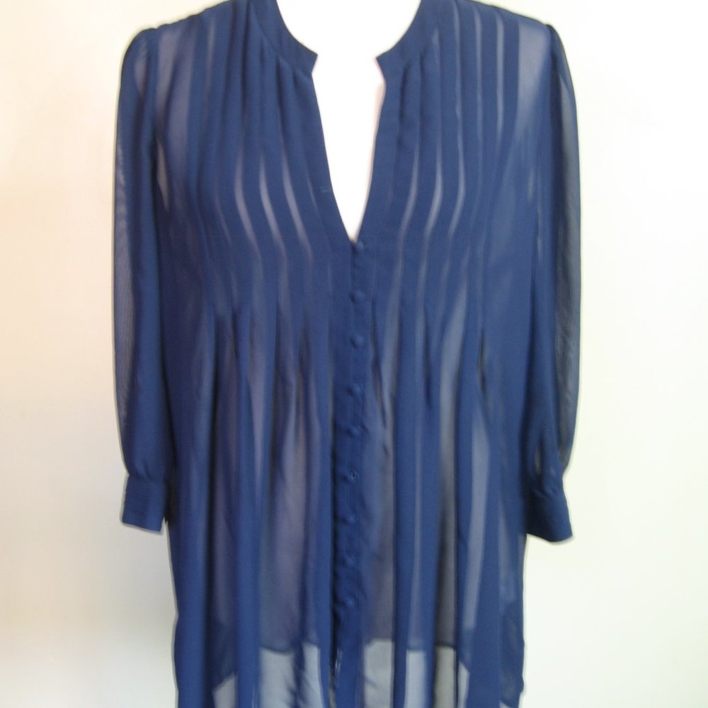 Pretty, Flirty Feminine Blouse